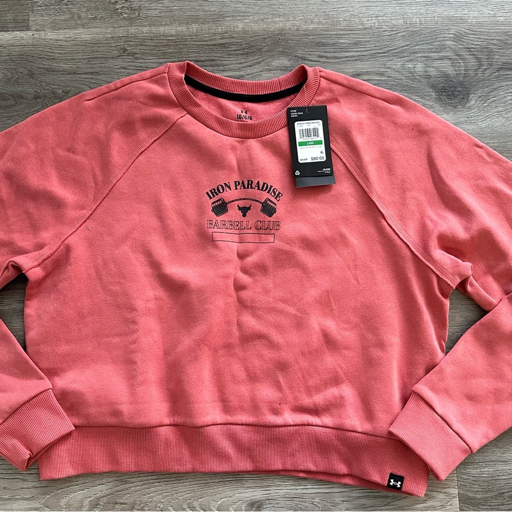 Women’s Under Armour New With Tags semi cropped sweatshirt size large